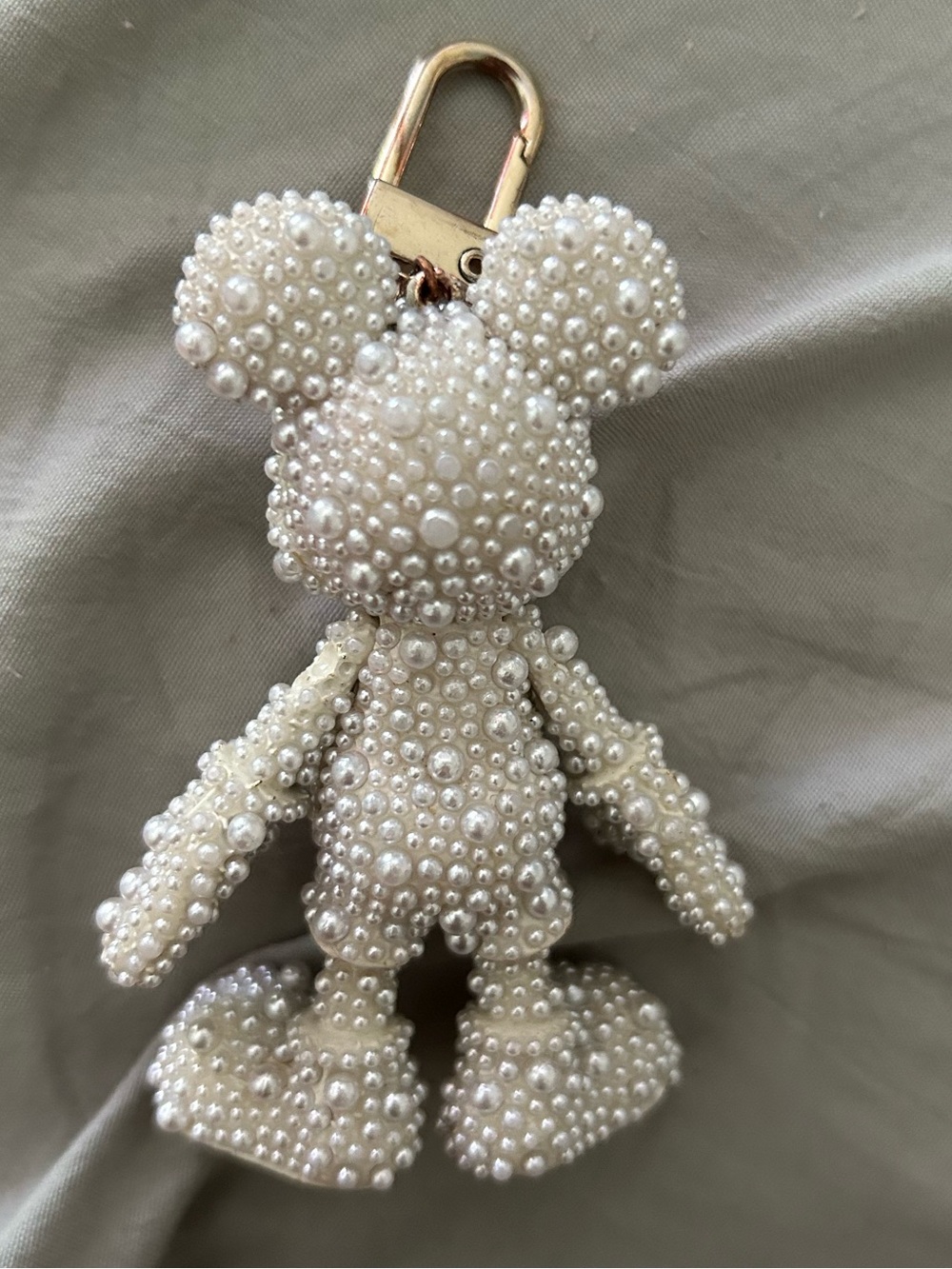 Baublebar Disney Mickey Pearl Beaded Bag Charm - Picture 2 of 2